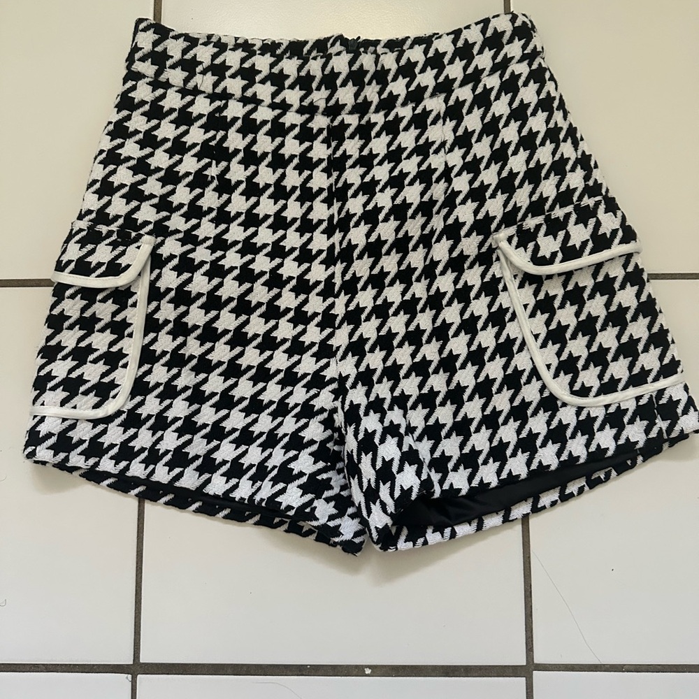 Black and White Cargo Houndstooth Shorts